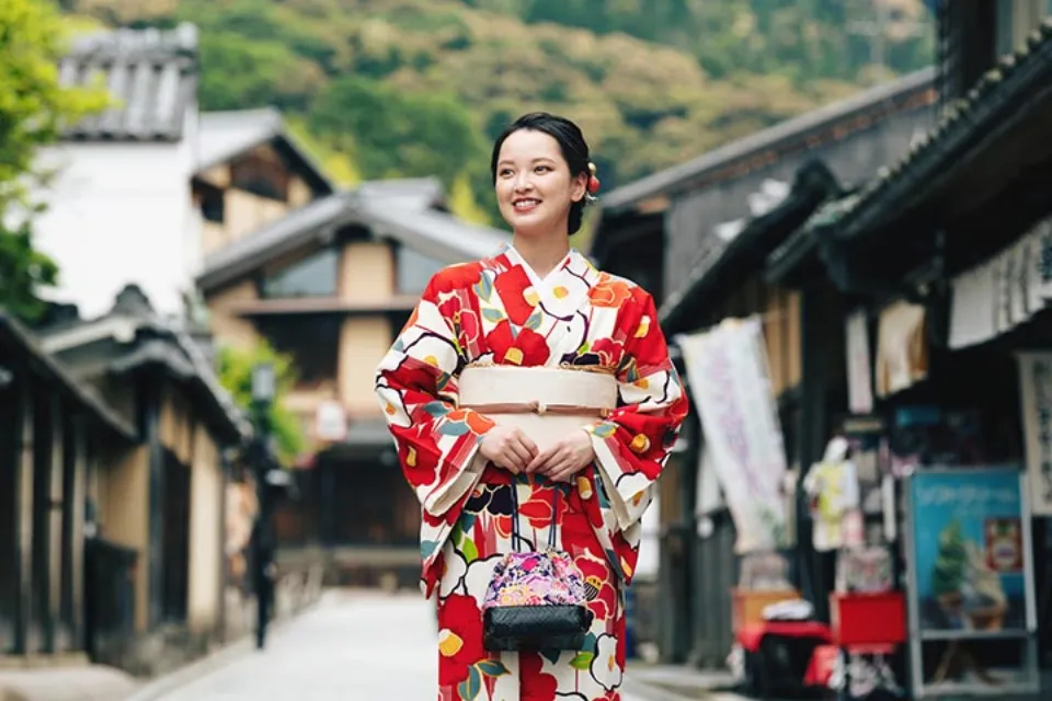 写真からロゴをウォーター マーク 消す  - 後