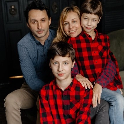 Free AI Multiple Face Swap Online Template